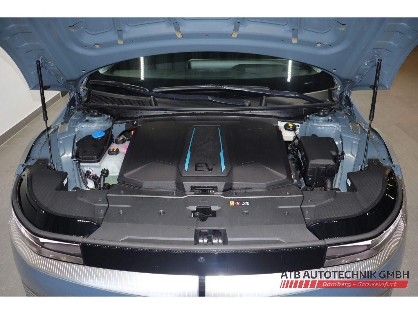 Fahrzeugabbildung Hyundai IONIQ 5 UNIQ 77,4 kWh 97,6% SOH HUD AHK-abnehmba