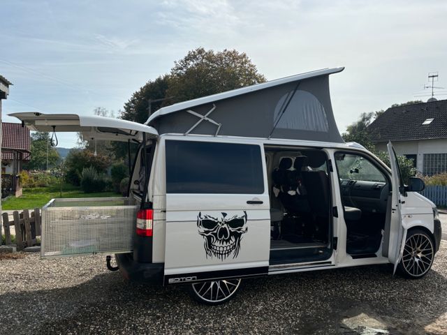 Volkswagen T5 Camper mit Hubdach und 4 Schlafplätze 