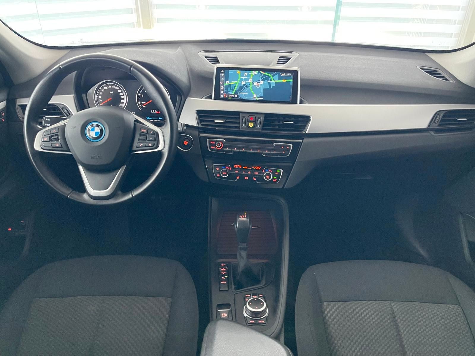 BMW X1 xD25e Advantage KAMERA LED Driv.Assist. NAVI foto 8