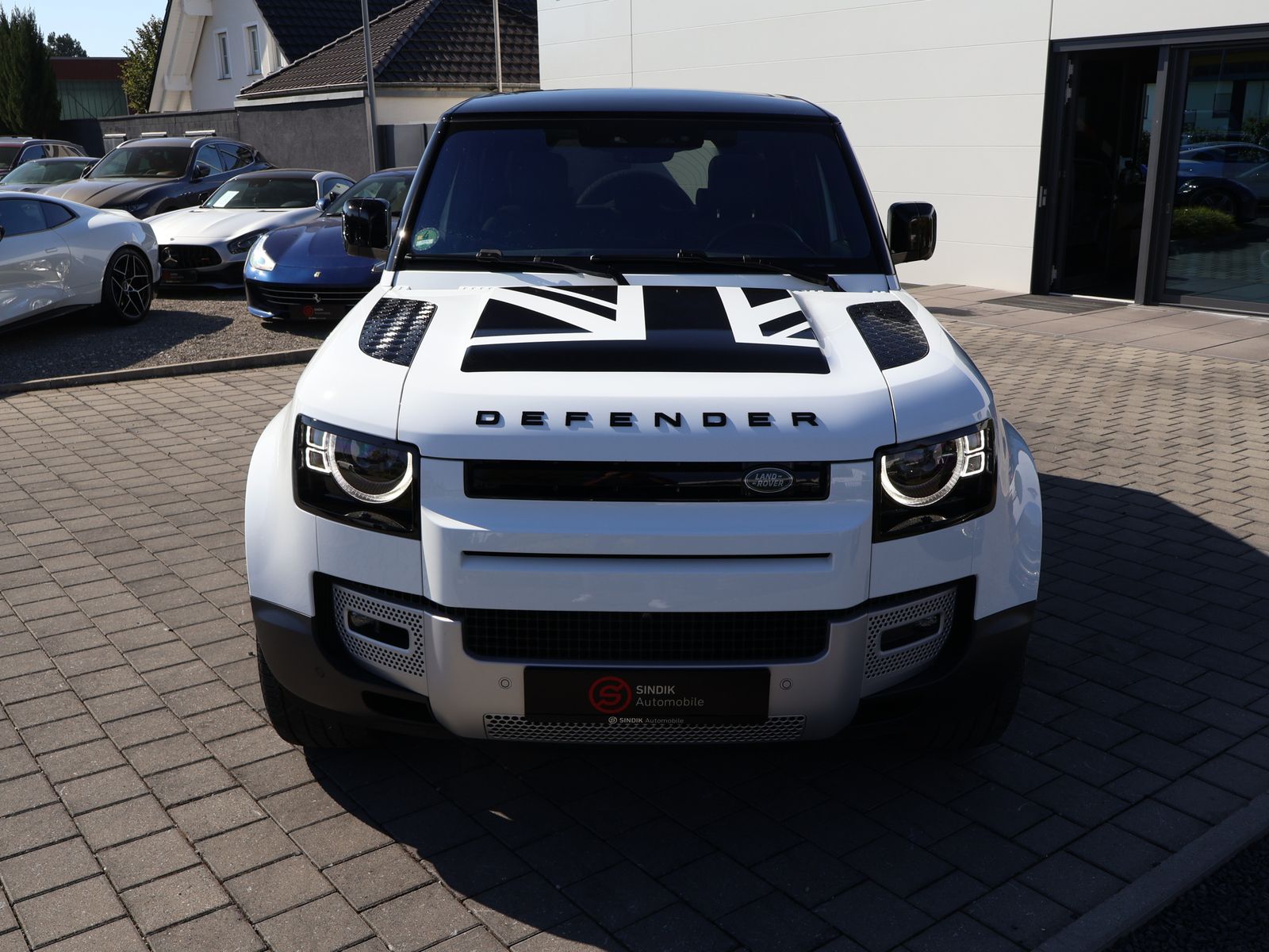 Land Rover Defender P 400e Hybrid 110 Pano-AHK-Luftfederung foto 4