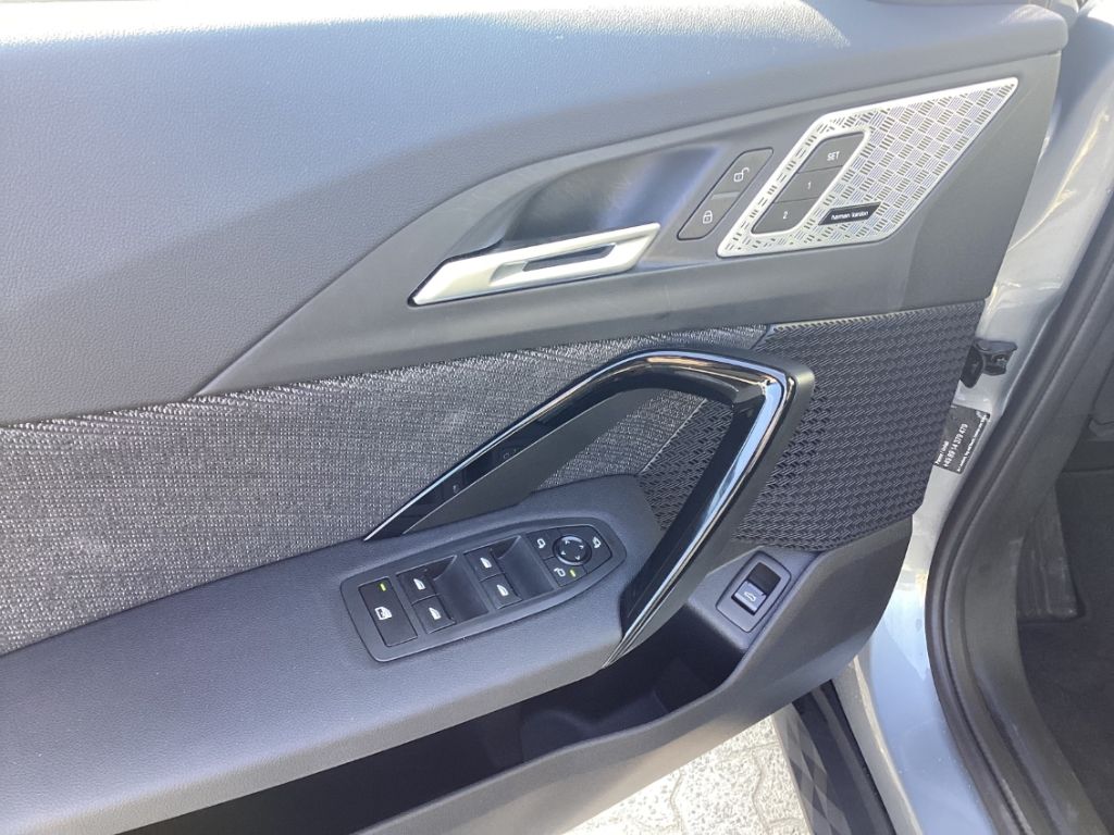BMW X2 sD20dA Iconic HUD AHK 18'' adLED DA PA HiFi foto 4