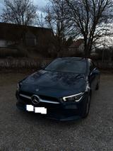 Mercedes-Benz CLA 180 d LED, NAV, Ambiente Kamera - blaue Mercedes-Benz CLA 180