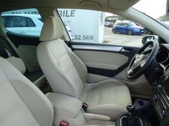 Fahrzeugabbildung Volkswagen Golf Highline Sportpaket Scheckheftgepflegt