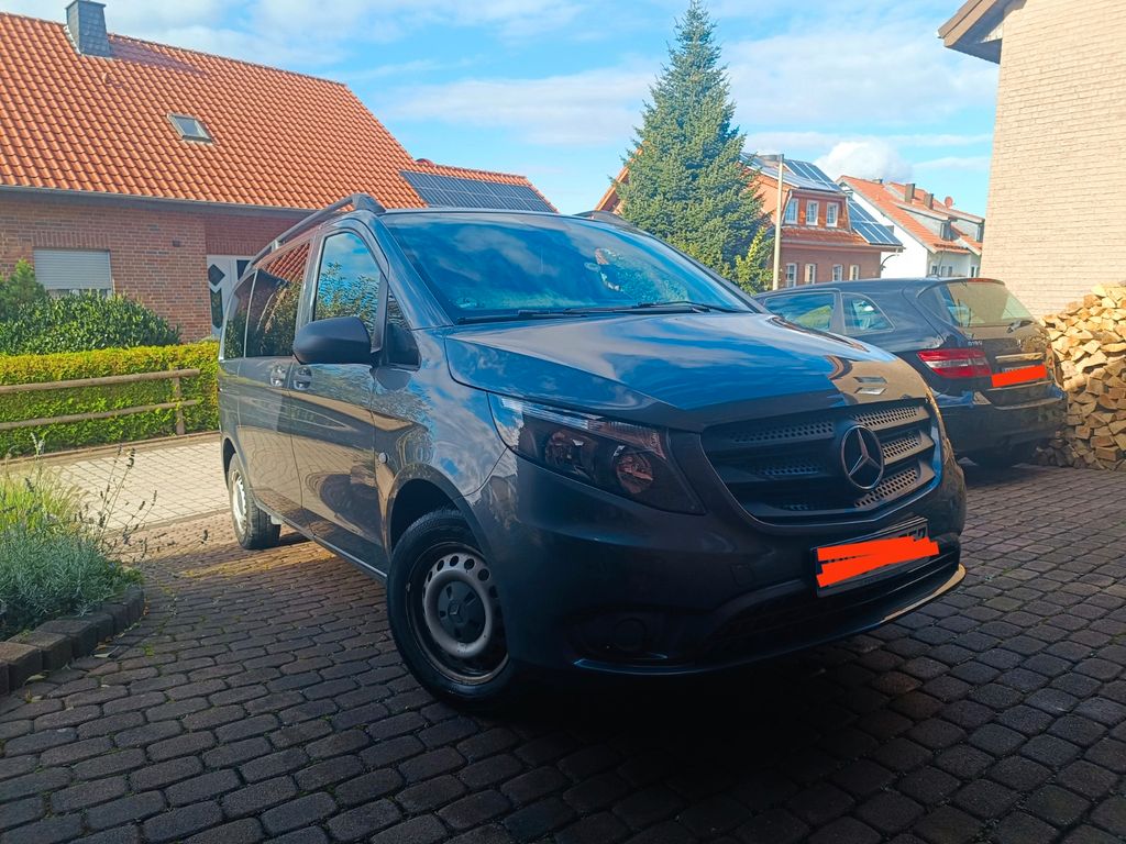 Image of Mercedes-Benz Vito