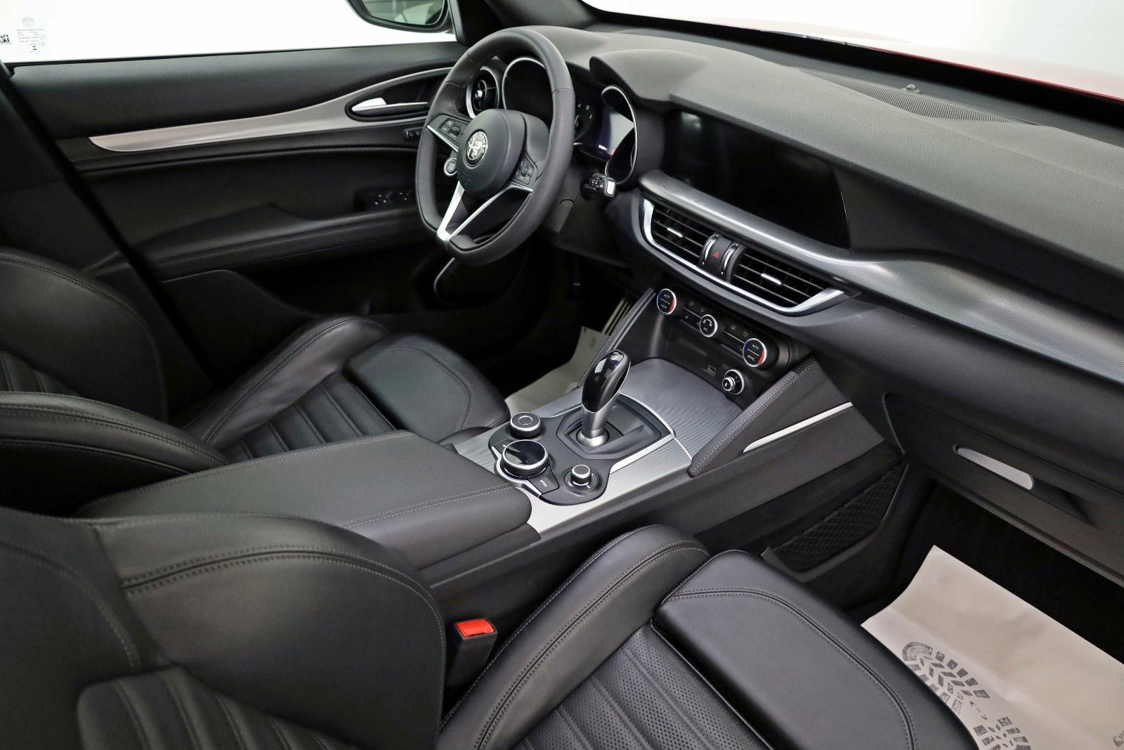 Fahrzeugabbildung Alfa Romeo Stelvio Super Q4 Leder,Navi,Panorama,Apple CarP.