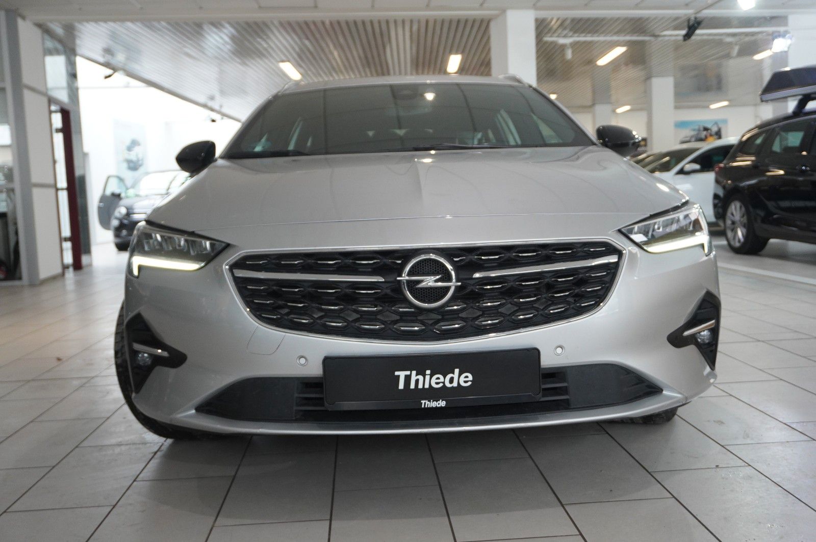 Fahrzeugabbildung Opel Insignia B ST 2.0D BUSINESS NAVI/LED/VIRT/SH/AHK