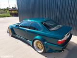 BMW 320i Coupe 320i - BMW 320 aus 1993: 320i