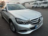 Mercedes-Benz E 300 E Limousine E 300 CGI BlueEfficiency Voll - Mercedes-Benz E 300: Limousine