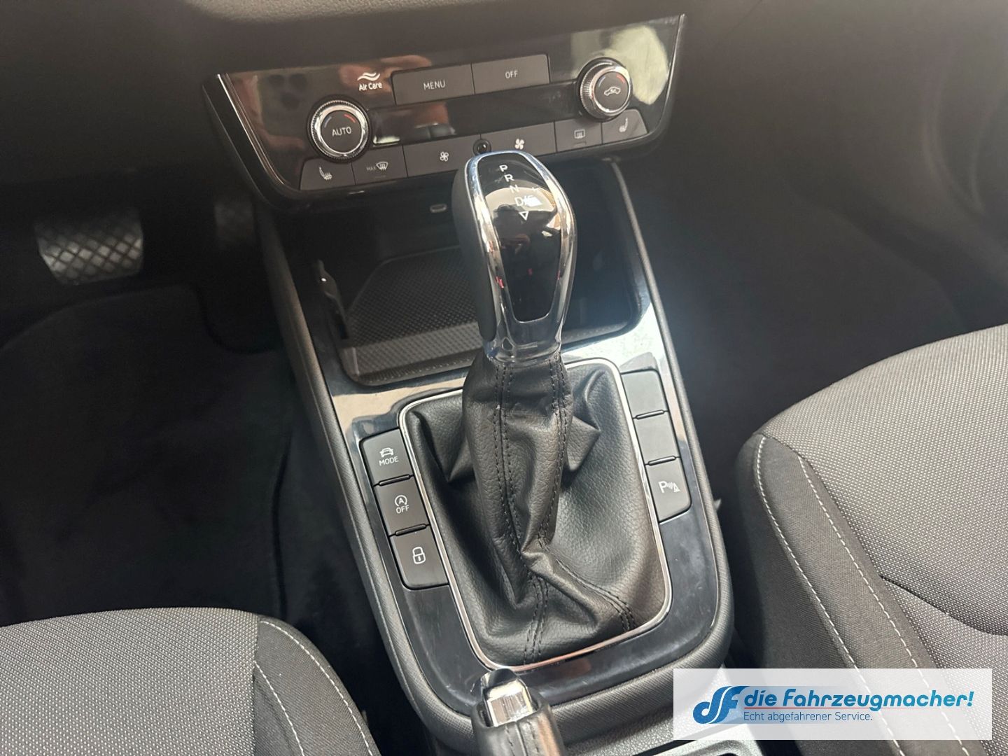Fahrzeugabbildung SKODA Fabia Selection LED Sperrdiff. ACC Apple CarPlay