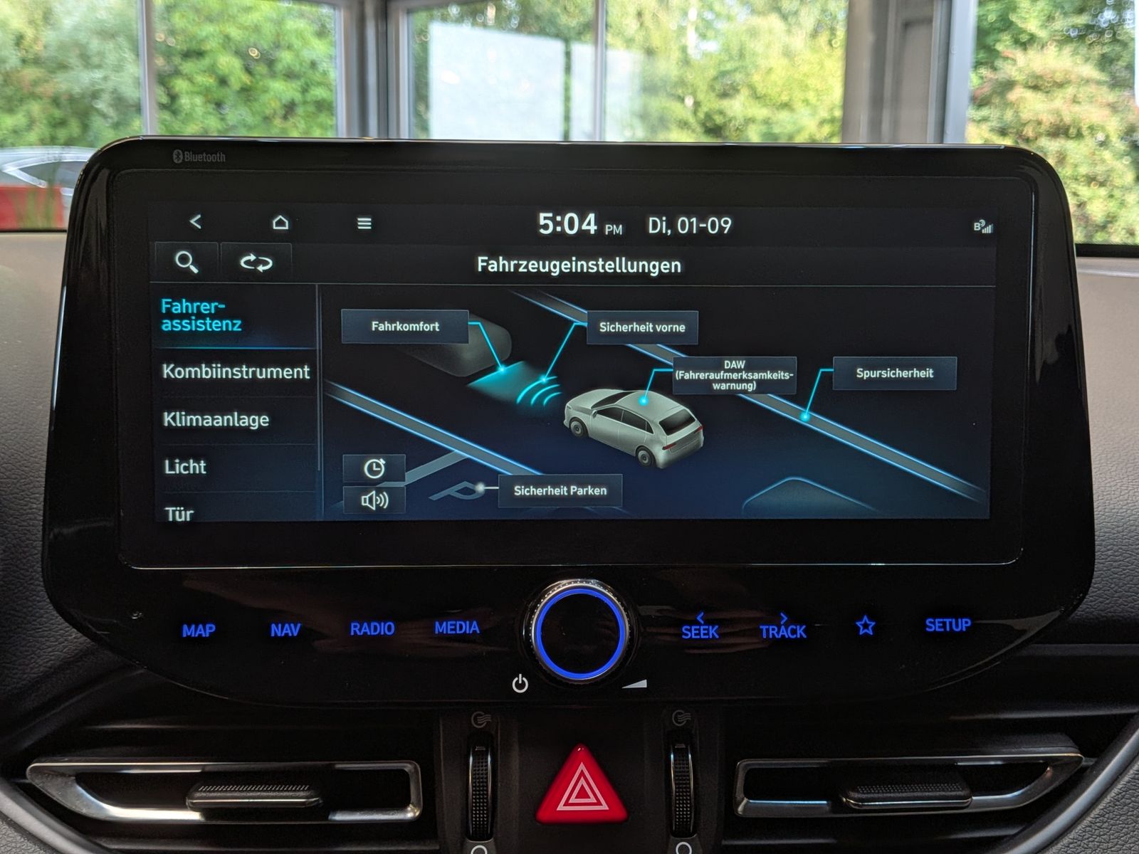 Fahrzeugabbildung Hyundai i30 1.5 T-GDI DCT Trend MHEV Cam Navi LED-Paket