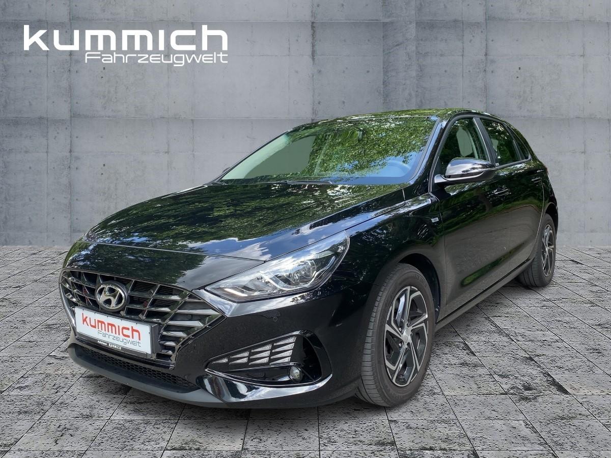 Hyundai i30 1.5 T-GDI M/T (48V) TREND