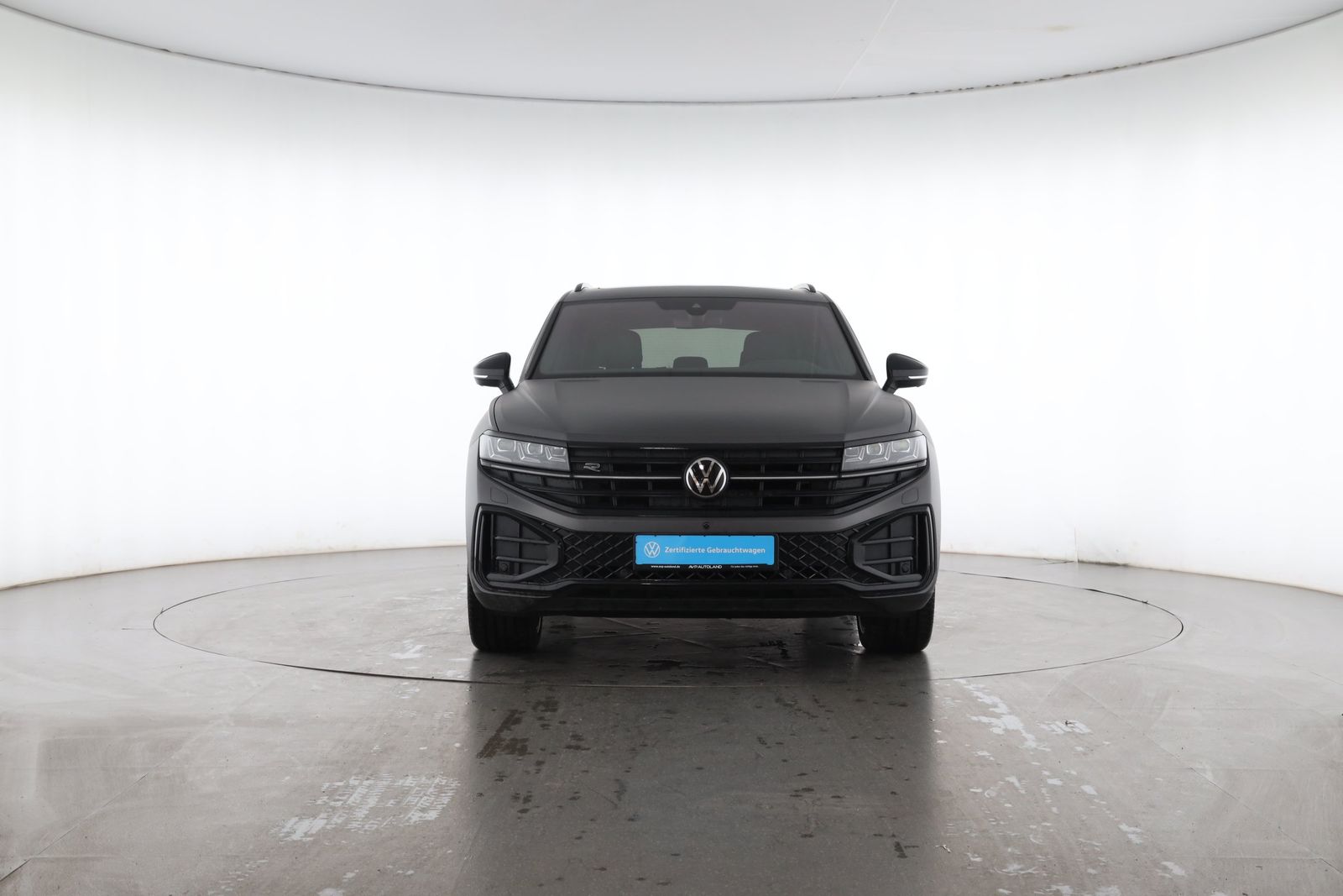 Volkswagen Touareg 3.0 TDI 4MOTION R-Line BLACK STYLE AHK foto 5