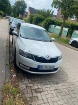 Skoda Zu verkaufen/ HU Juli 2028 - Skoda Rapid in Hamburg