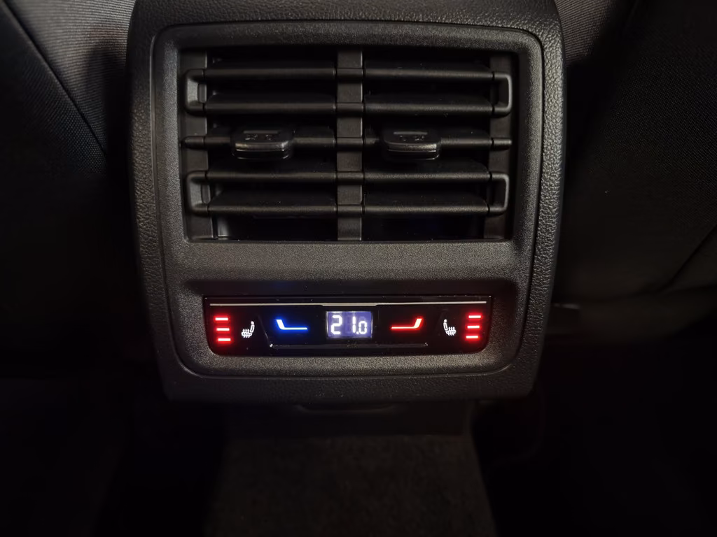 Volkswagen Golf VIII 2.0 TSI DSG Style AHK+Pano+Sthzg.+LED+, миниатюра 16
