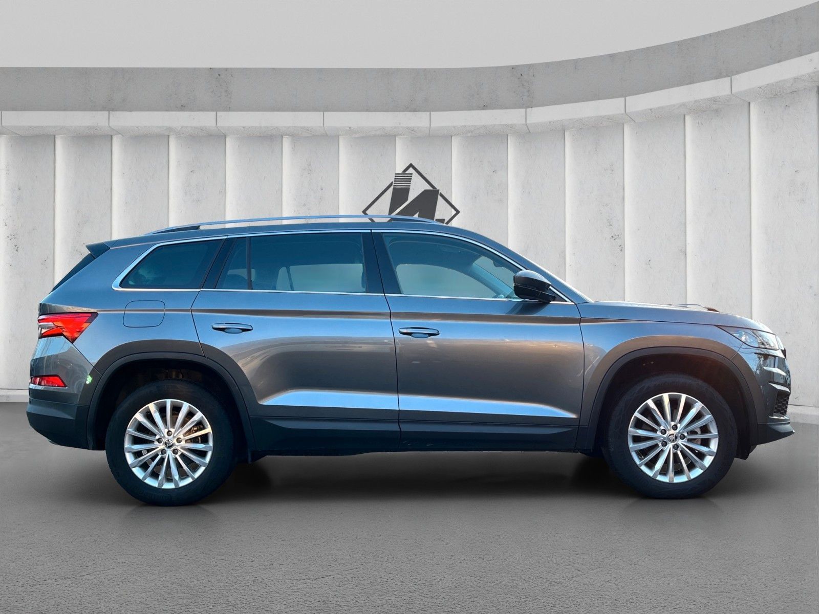 Fahrzeugabbildung SKODA Kodiaq 1.5 TSI DSG*7-Sitze*Kamera*ACC*Smartlink*