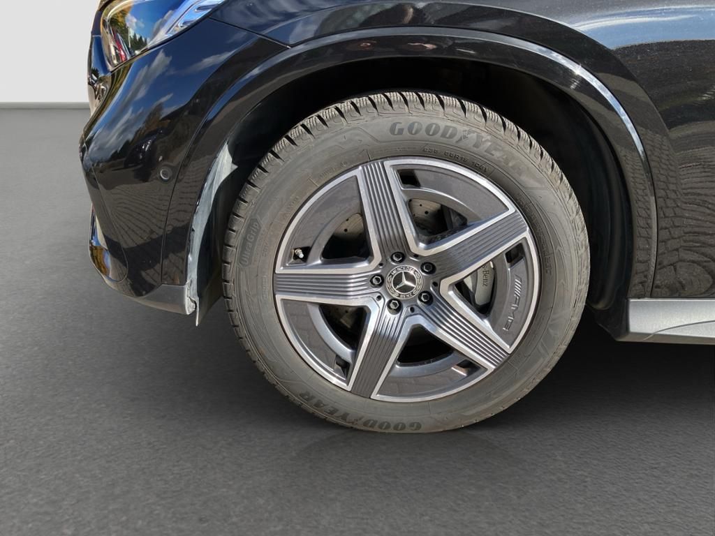 Fahrzeugabbildung Mercedes-Benz GLC 300 d 4M AMG*AHZV*LED*KAMERA*DISTR*MEMORY*