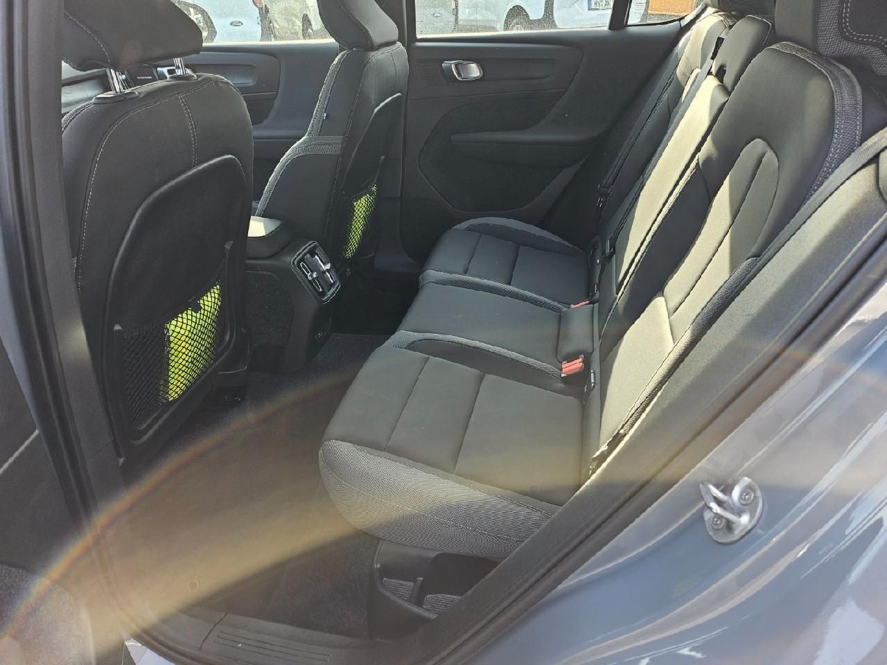 Fahrzeugabbildung Volvo C40 Ultimate Recharge Pure Electric 2WD