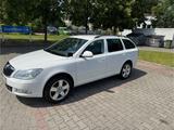 Skoda Octavia 1.8 TSI 4x4 Family Combi Family - Skoda Octavia aus 2012 mit Benzin-Antrieb: Kombi, 1.4