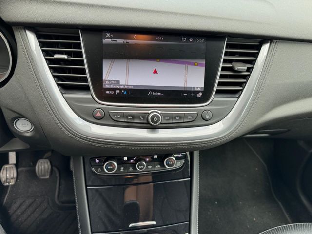 Grandland Business Innovation 1.2 Turbo LED Navi