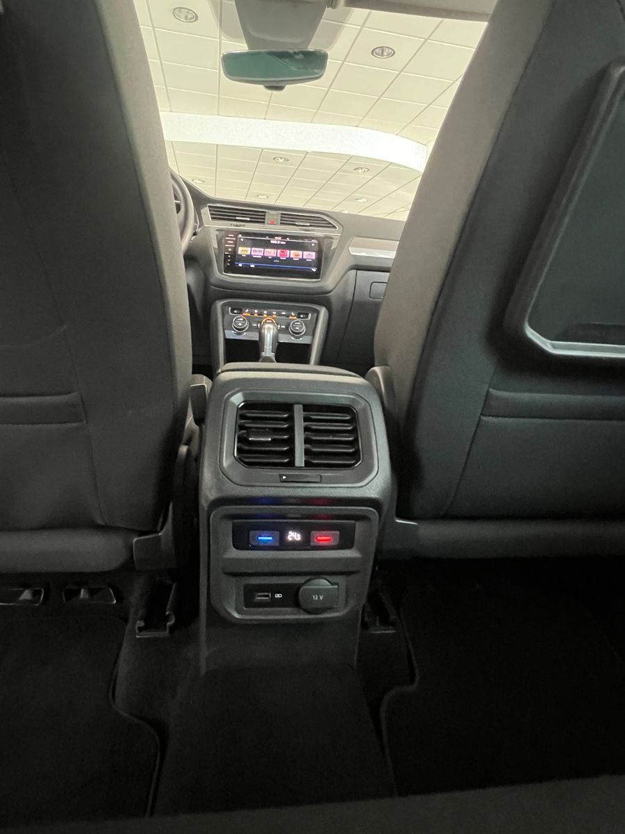 Fahrzeugabbildung Volkswagen Tiguan Allspace 2.0TDI DSG Comfortline 7.SITZER