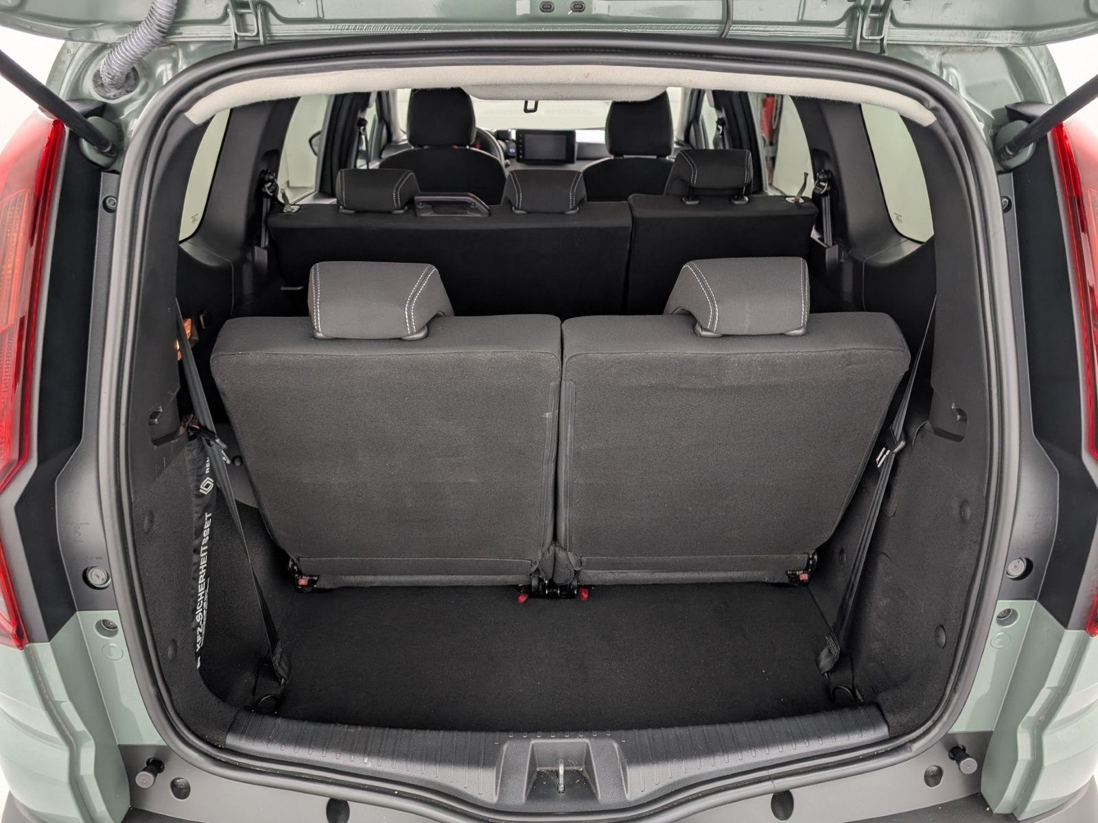 DACIA Jogger  Extreme+ TCe 110 7-Sitzer AHK SHZ – Bild 11