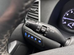HYUNDAI Tucson 1.6 Premium 4WD*LED*Navi*Sitzh*Pano*
