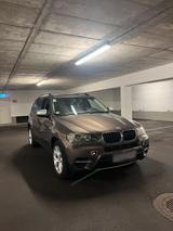 BMW X5 3.0d E70 Facelift Euro 5 TÜV 05/2028 - BMW X5 aus 2010: Facelift