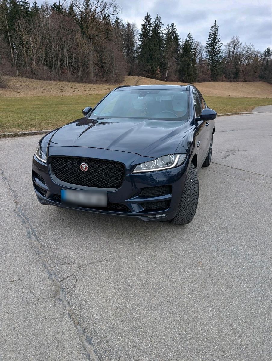 JAGUAR F-Pace