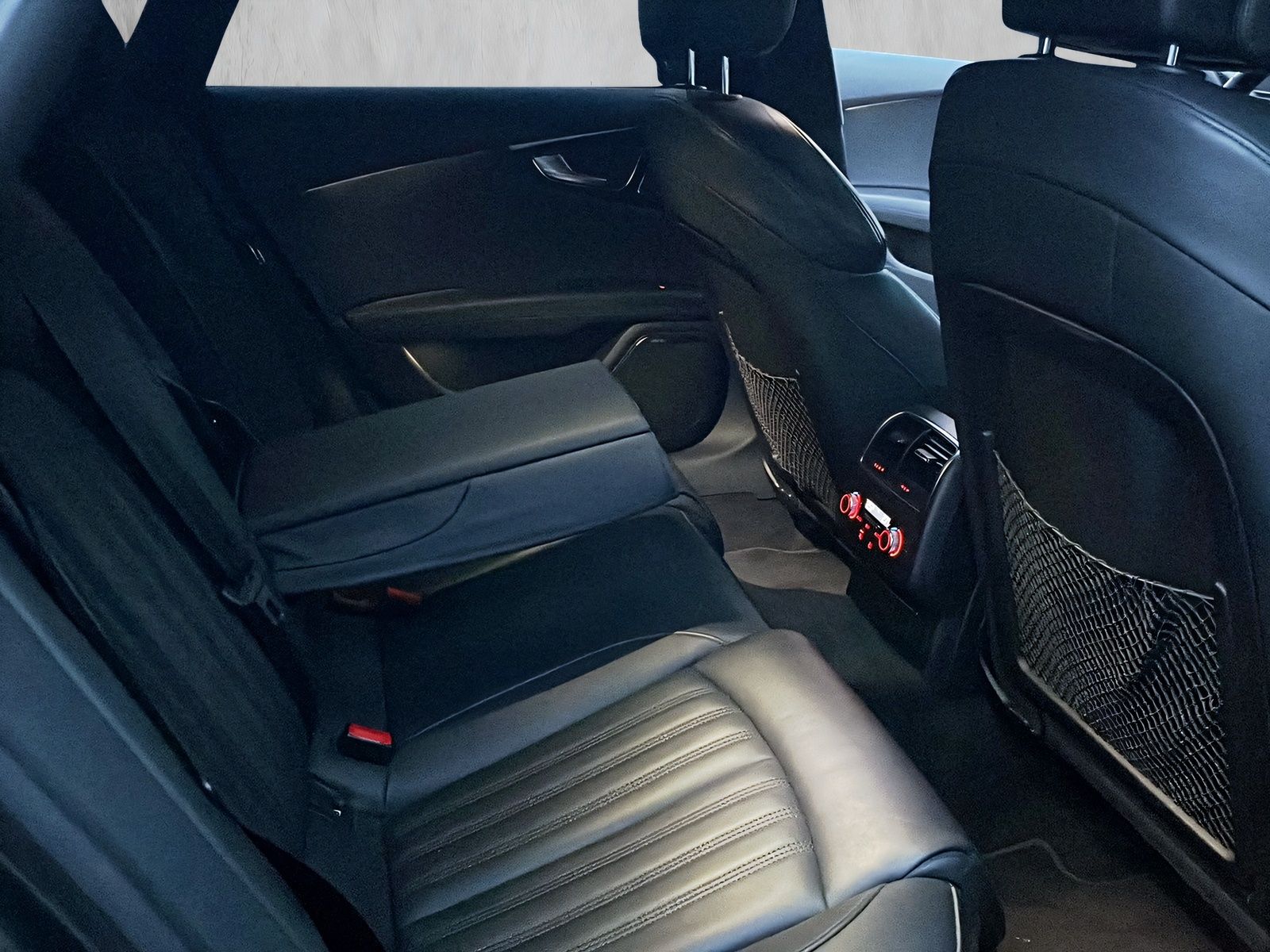 Fahrzeugabbildung Audi A7 3.0 TDI QUATTRO DSC BOSE NAVI GSHBD