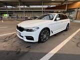 BMW 520d xDrive Touring M Paket 8-fach bereift - BMW 520 in Augsburg