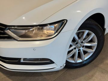 Volkswagen Passat Variant - 2