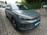 Volkswagen Tiguan 2.0 TDI DSG 4Motion Elegance LED Pano Nav - Volkswagen Gebrauchtwagen in Celle