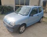 Fiat Seicento 1.1 i.e. con gancio traino e carre - blaue Fiat Seicento