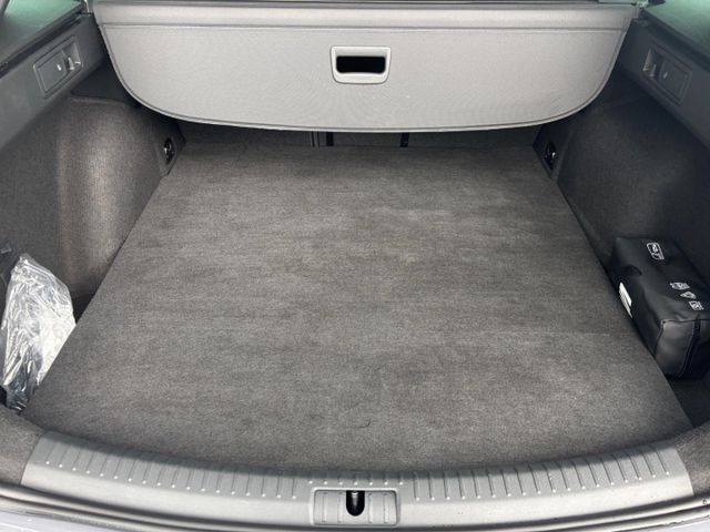 Leon Sportstourer 1.5 e-Hybrid VZ Matrix AHK XL