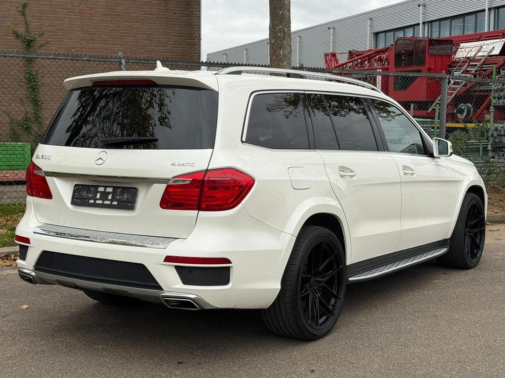 Mercedes-Benz GL 500