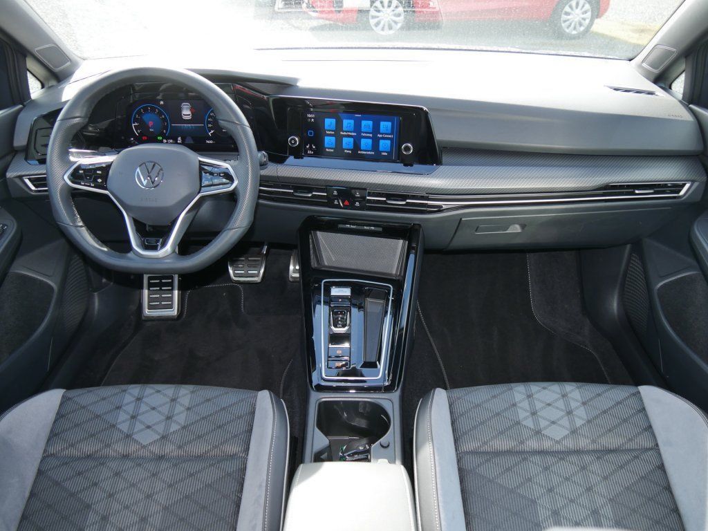 Volkswagen Golf VIII 1.5 eTSI DSG R-Line DigCockpit PDC LED foto 5