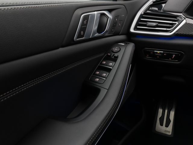Foto Nummer 33: BMW X5 M50