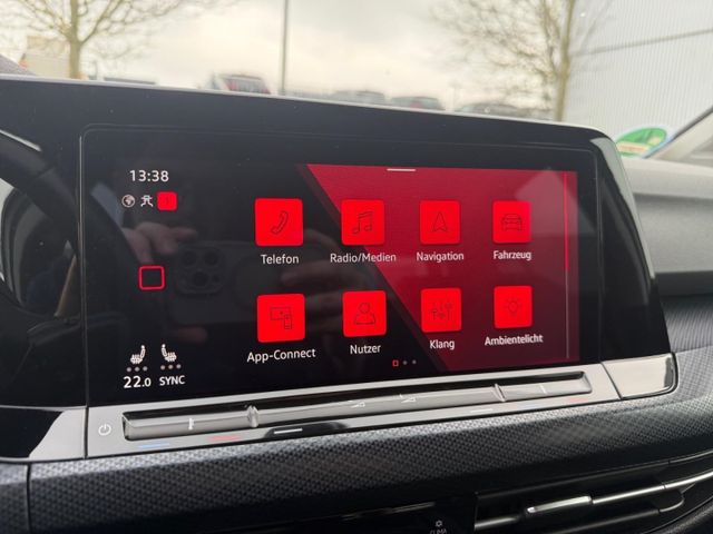 Golf 8 VIII United 2.0 TDI AHK-klappbar Navi ACC