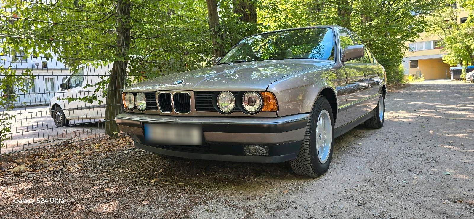 BMW 525