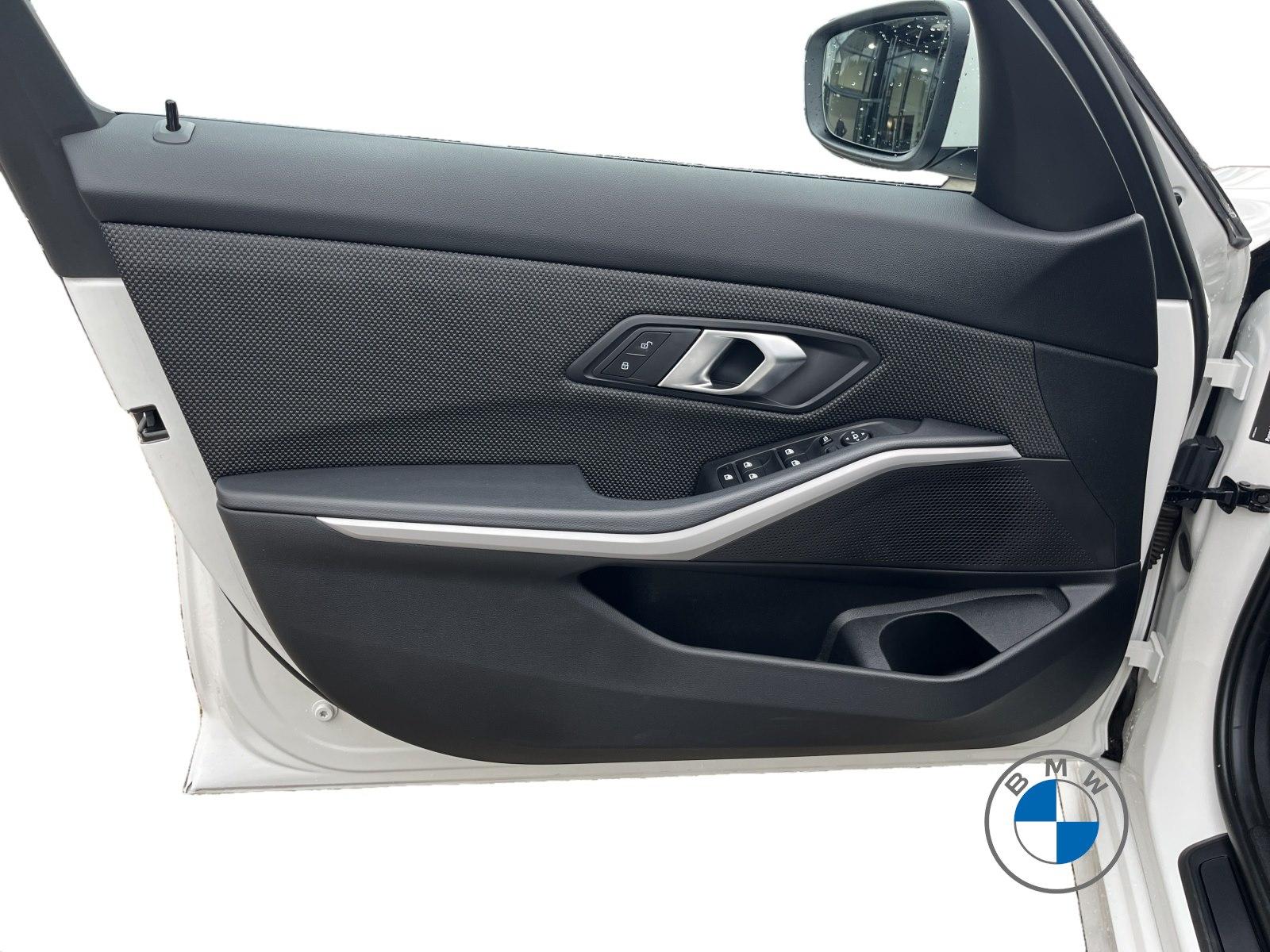 BMW 320 d Limousine Advantage 17" AHK, миниатюра 11