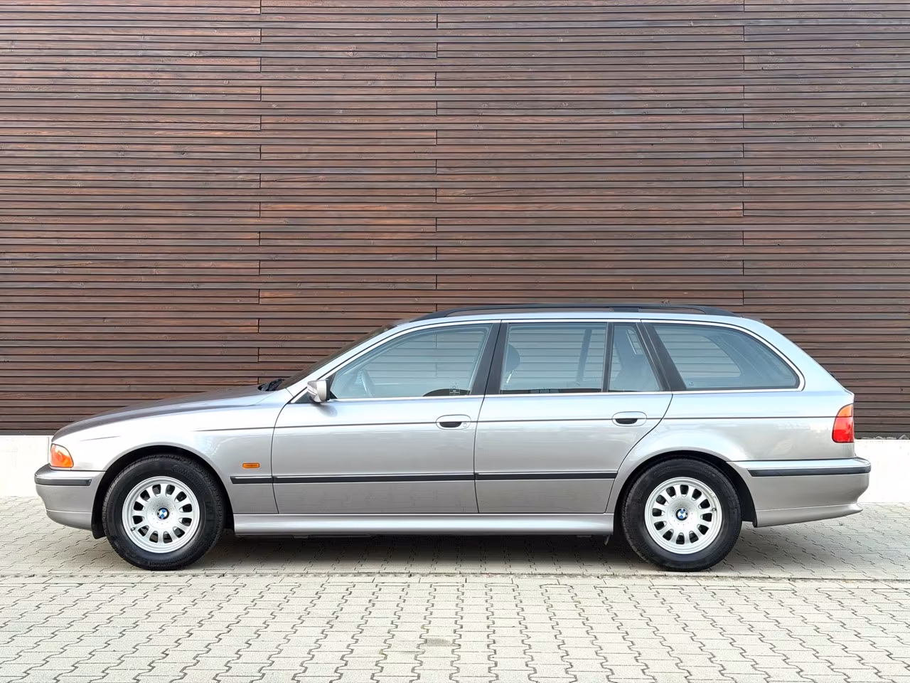 BMW 525tds Touring / SCHECKHEFT / 50.800km / 2 HAND