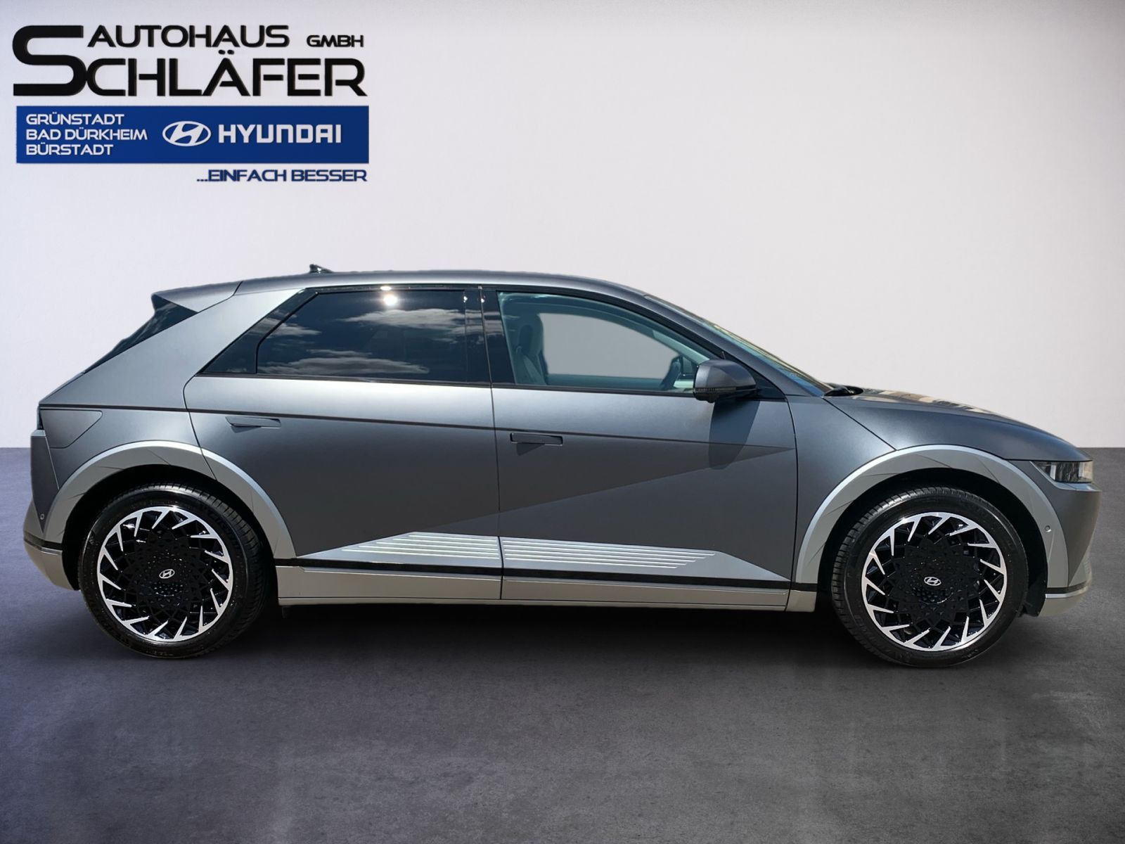 Fahrzeugabbildung Hyundai IONIQ 5 Uniq 4WD 72,6 kWh 20 Zoll Relax Paket