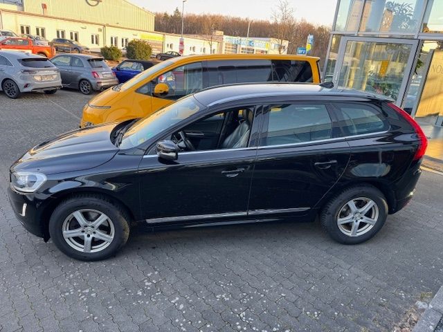 Fahrzeugabbildung Volvo XC60 D4 Geartronic Summum AHK RFK NAVI LEDER