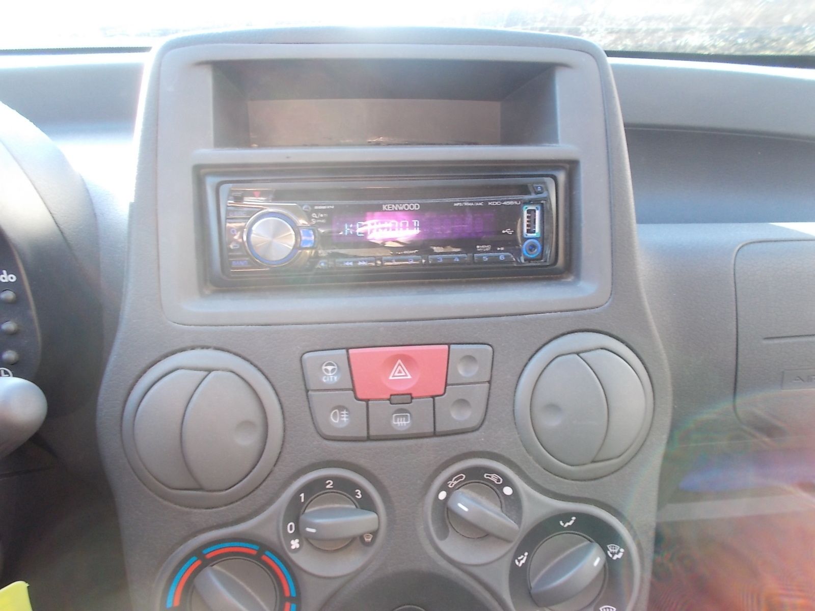 Fahrzeugabbildung Fiat Panda Active 1.2 8V Autogas