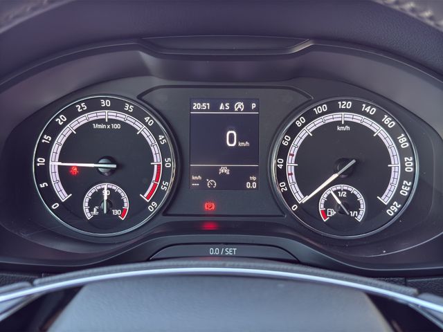 Skoda Karoq Ambition 2.0 TDI DSG*LED*NAVI*APPLE*KAMERA