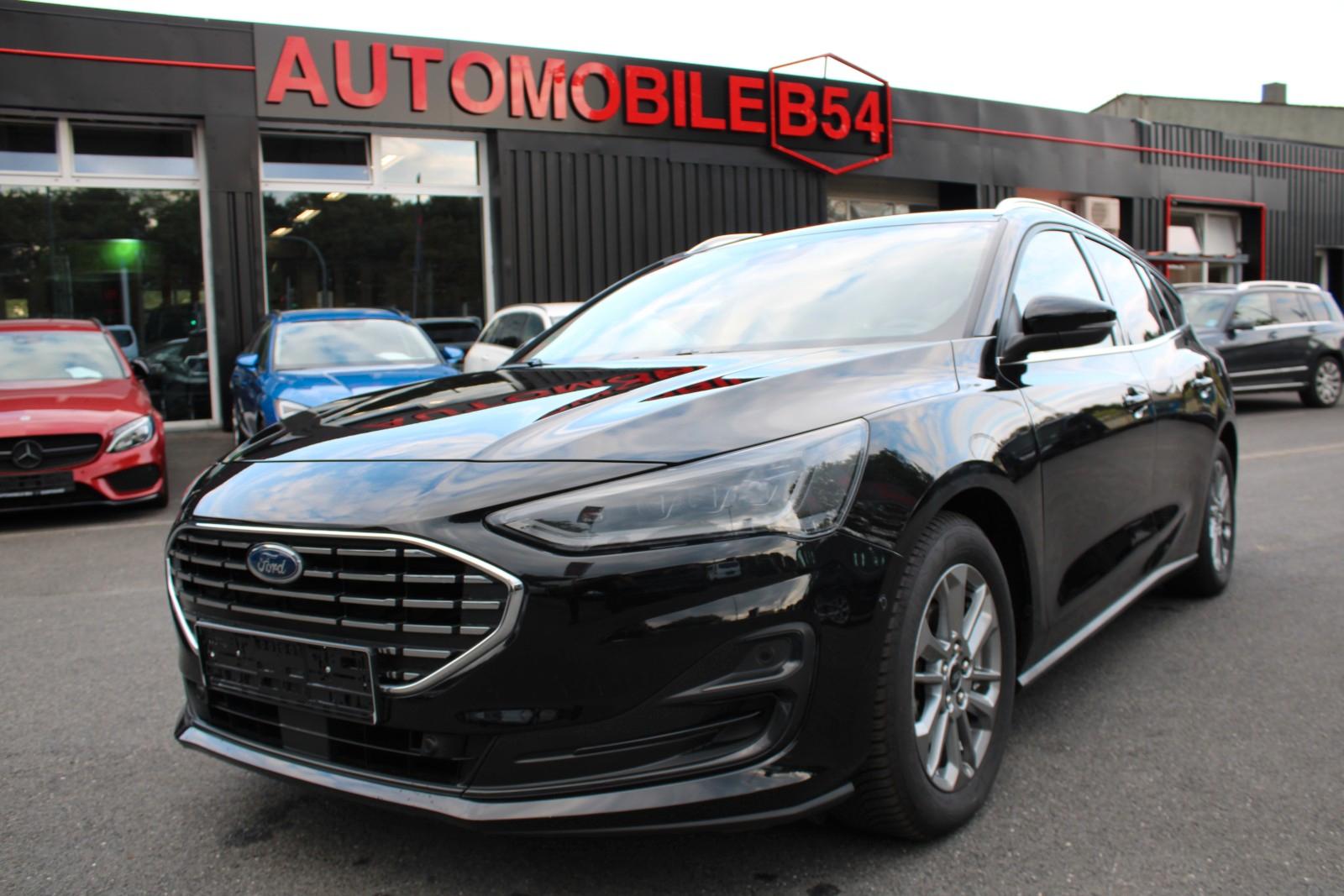 Ford Focus Turnier Titanium/NAVI/1 HAND/KAM/LED/PANO