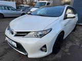 Toyota Auris Touring Sports Hybrid Life+Navi-Kamera-Ahk - Toyota Auris mit Schiebedach