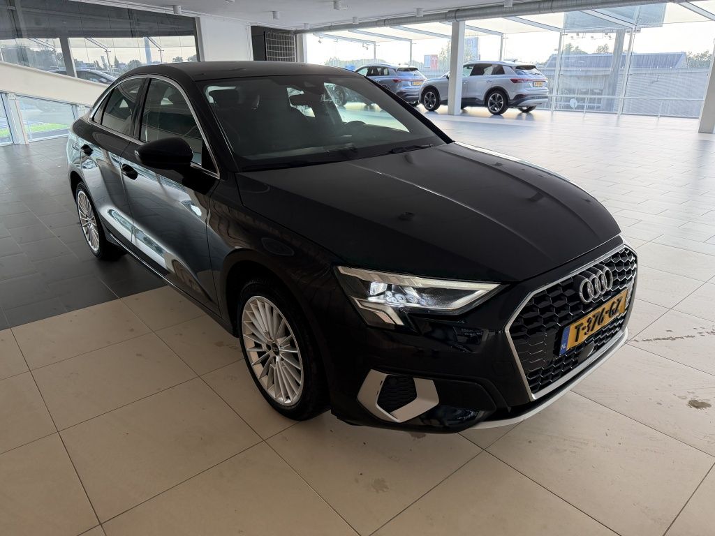 Audi A3 Limousine 30 TFSI Advanced edition imagem 2