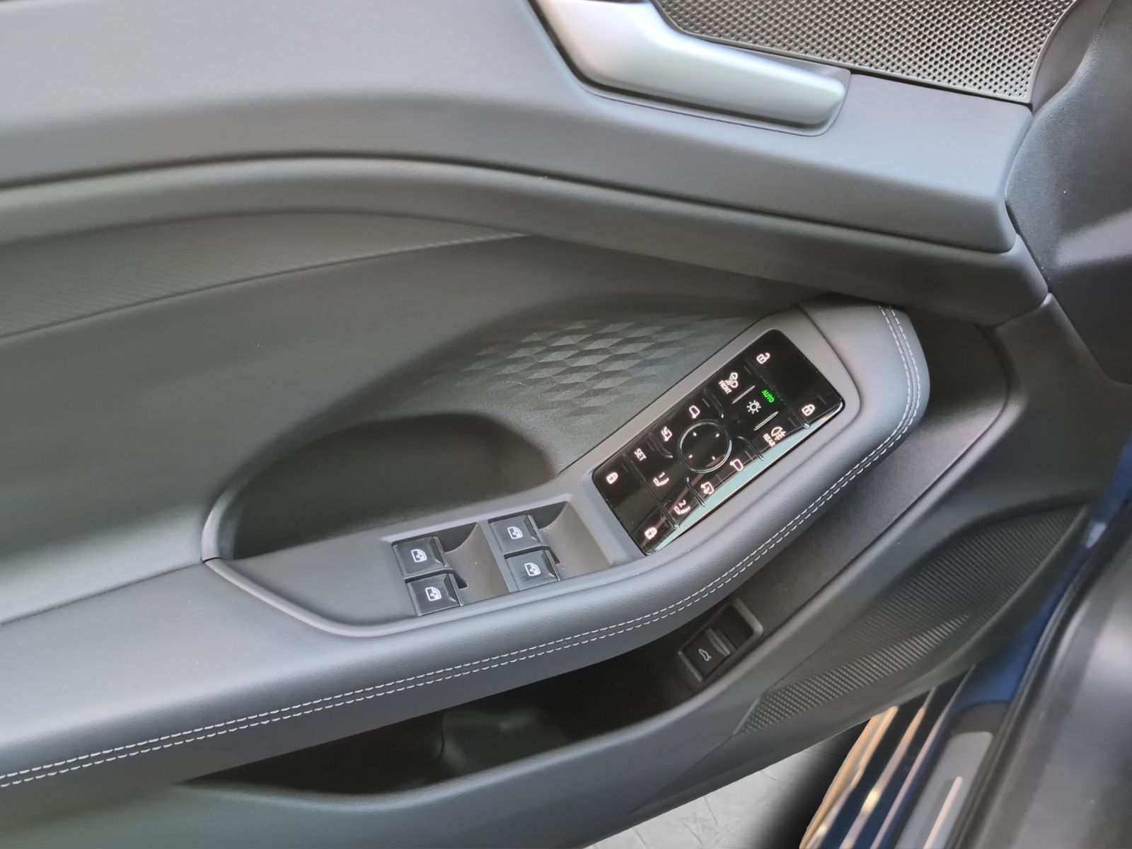 Audi A6 - Bild 14