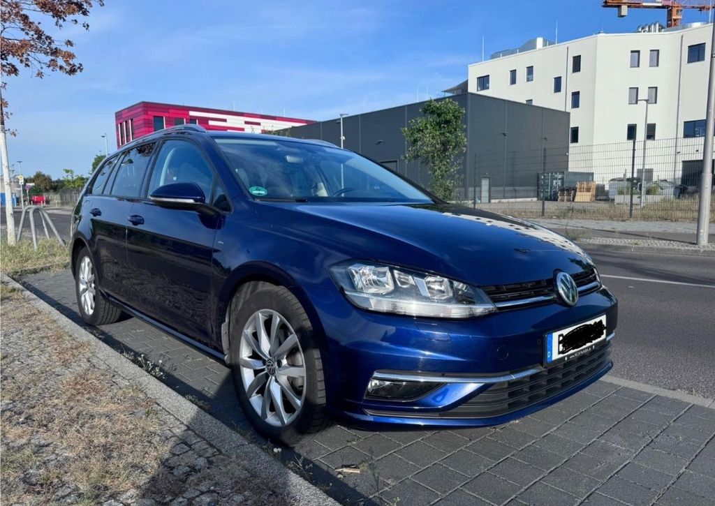 Image of Volkswagen Golf